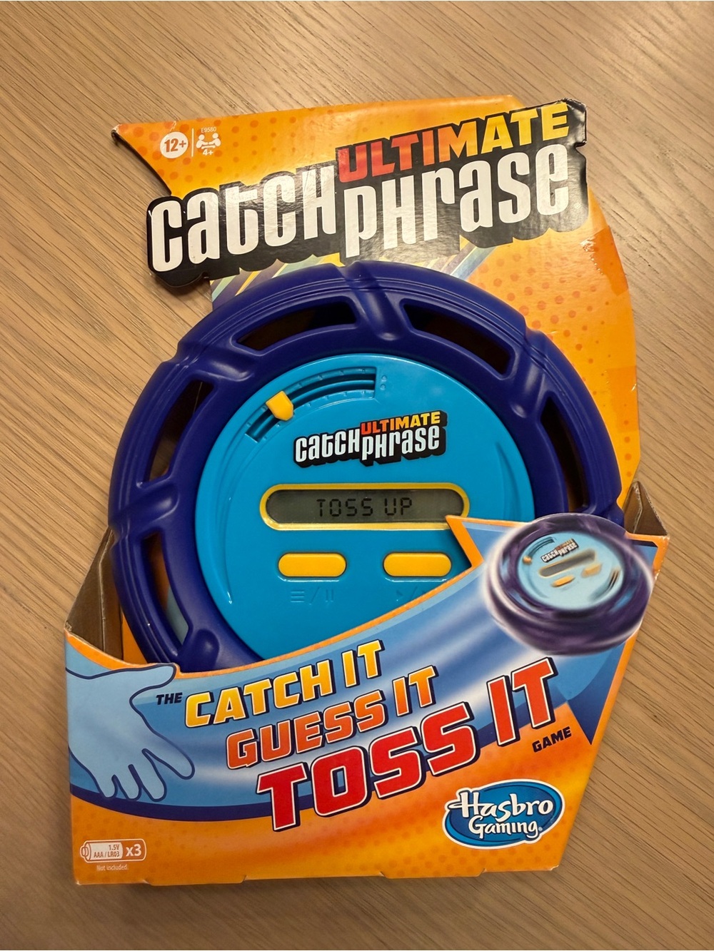 New In Box Ultimate Catch Phrase Toss It
